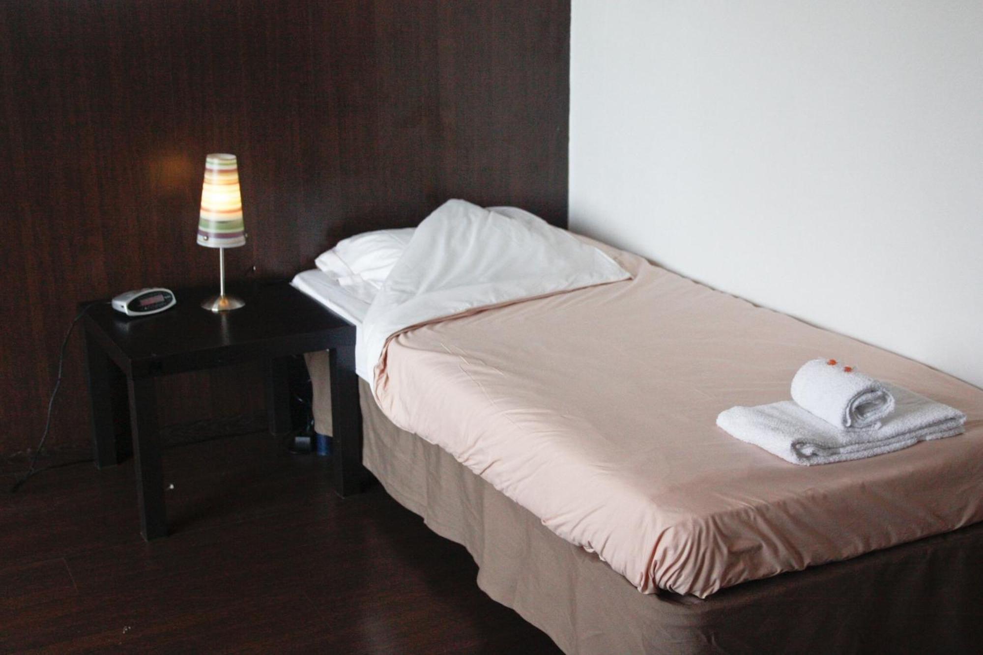 Budget Flats Antwerpen Bagian luar foto