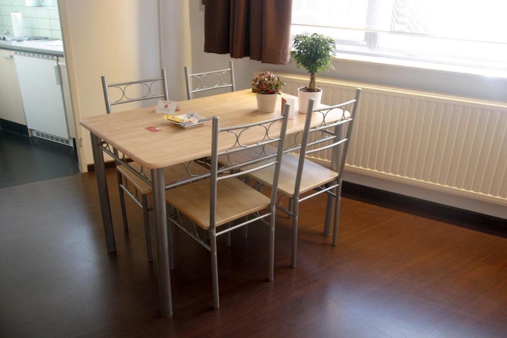 Budget Flats Antwerpen Ruang foto