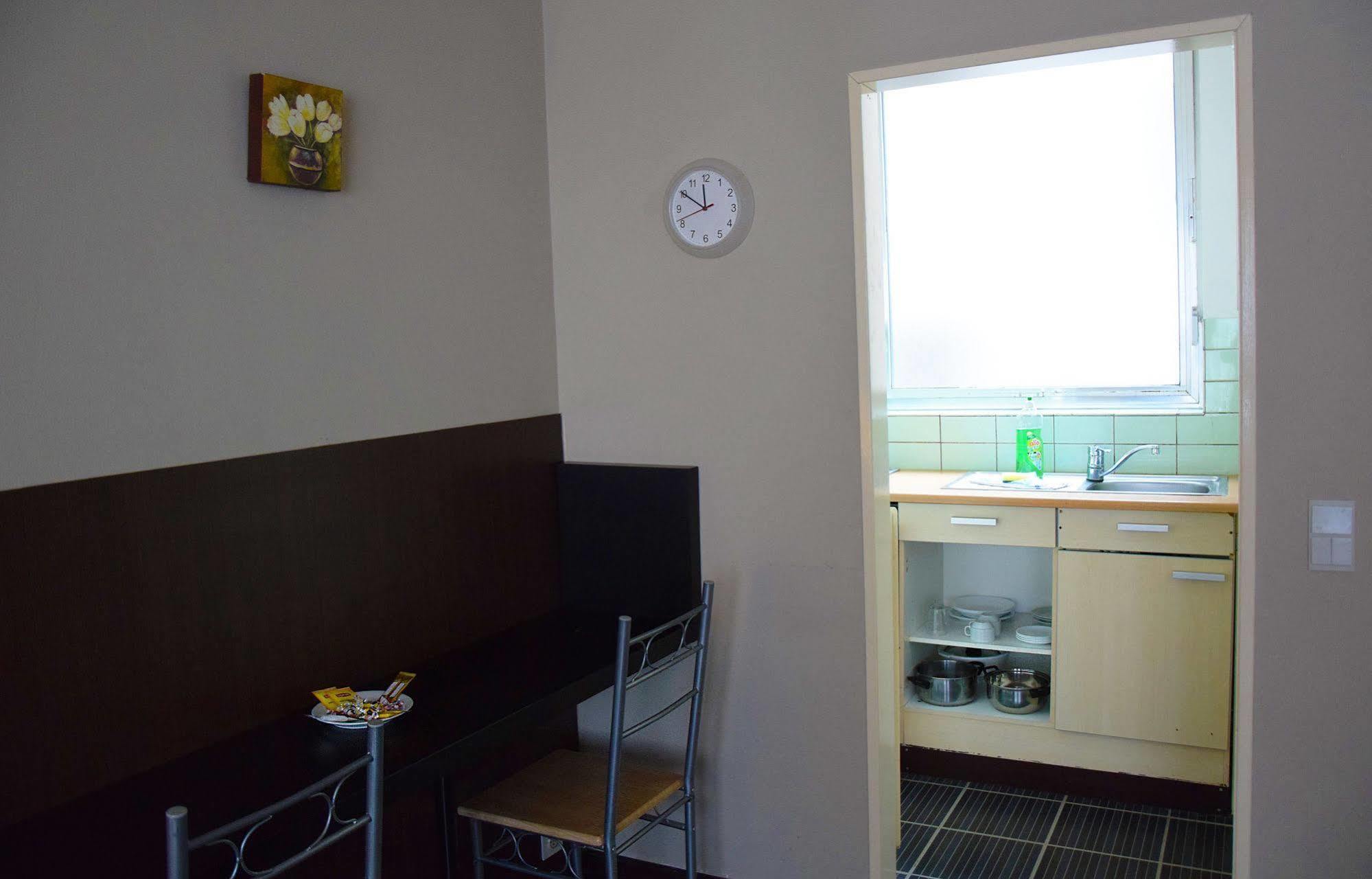 Budget Flats Antwerpen Bagian luar foto